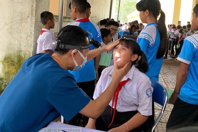 BỆNH VIỆN ĐA KHOA PHÚC HƯNG KHÁM, CHĂM SÓC SỨC KHỎE CHO HỌC SINH